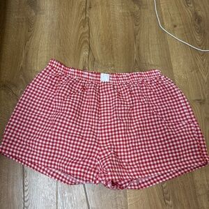 Red checkered boxer shorts size large